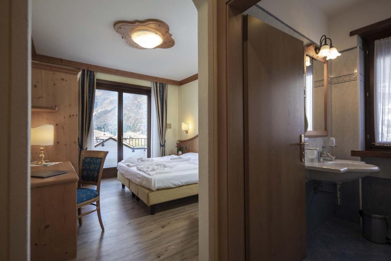 Ariston Lake View Hotel Молвена Екстериор снимка
